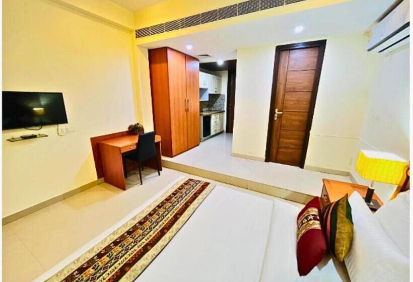 Hotel Signature Suite Noida Sector 51 Couple Friendly