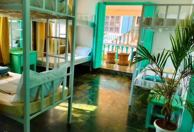 ホテル Turquoiise House