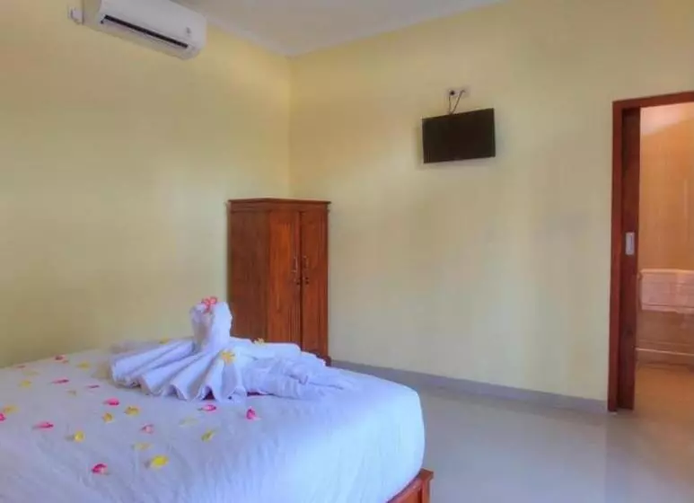 ペンション Purna Jaya Guest House