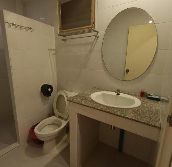 هاستل Goldbeach