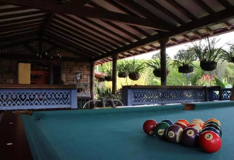 Aamiaismajoitus (B&B) Finca Hotel La Masia