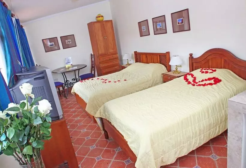 Aamiaismajoitus (B&B) Casa Macondo