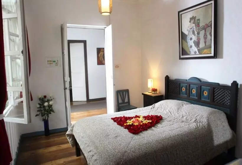 Aamiaismajoitus (B&B) Casa Macondo