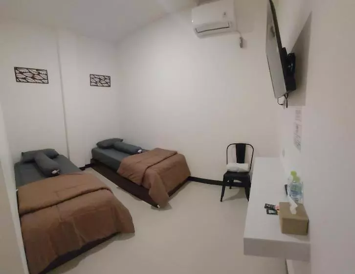 Dehills Hotel Luwuk