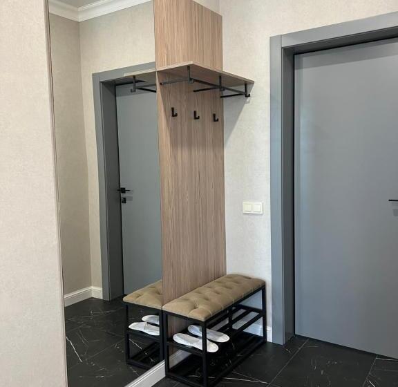 هتل империя