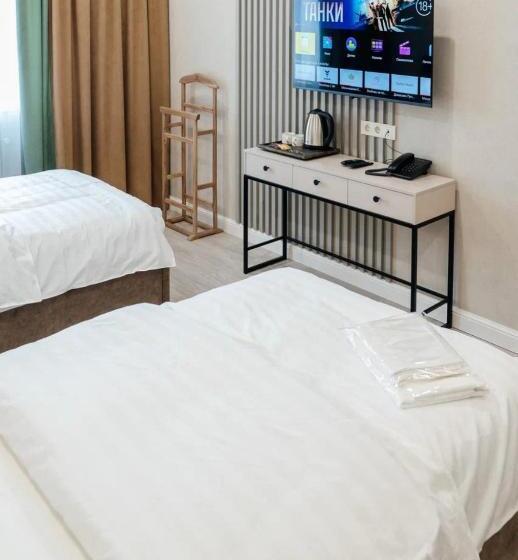 هتل империя