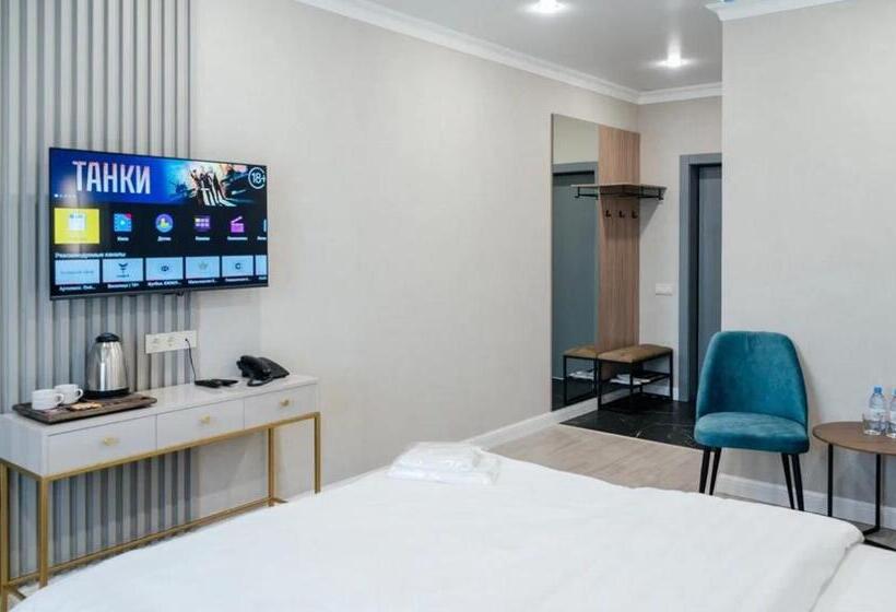 هتل империя