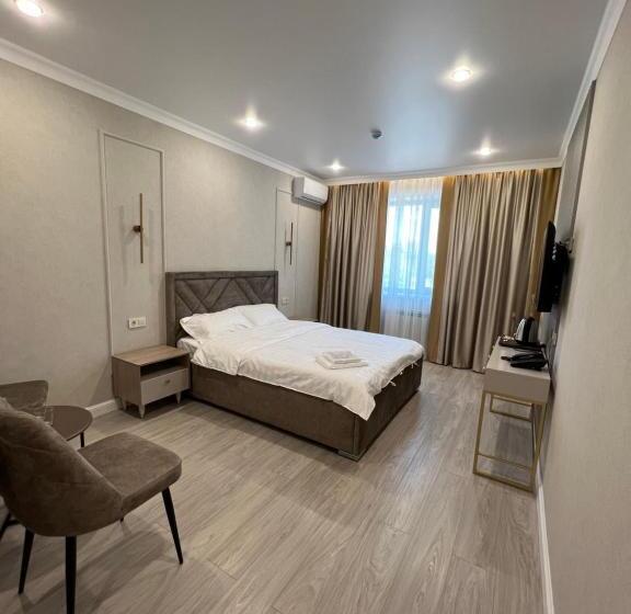 هتل империя