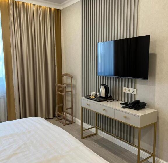 هتل империя