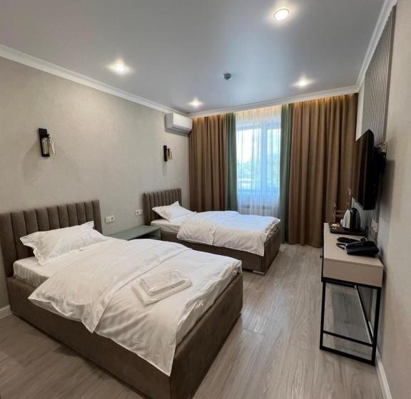 هتل империя