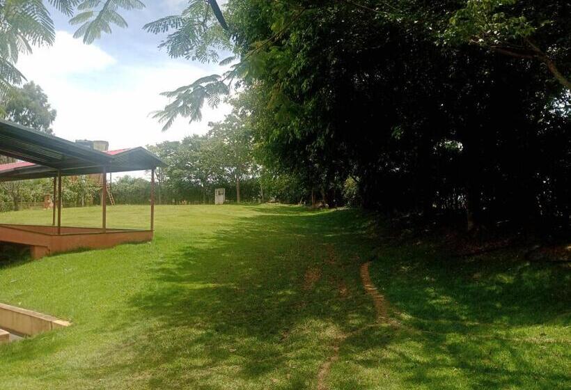 ホテル Agencia E Pousada Capitolio Mg