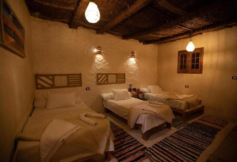هتل Eswan Island Ecolodge