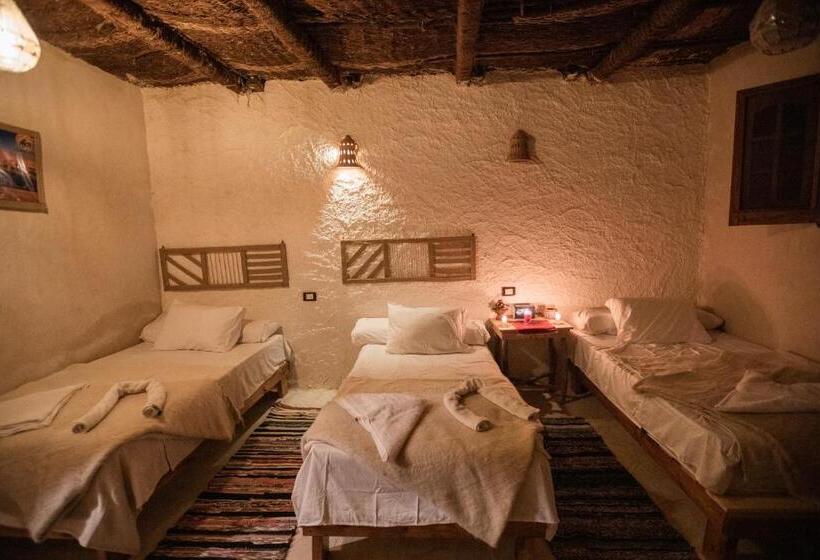 هتل Eswan Island Ecolodge