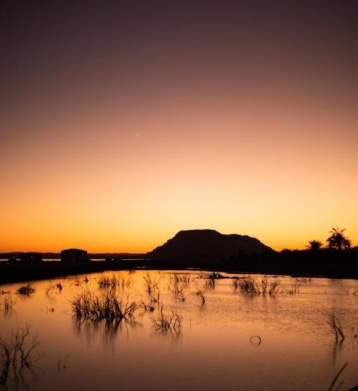 هتل Eswan Island Ecolodge