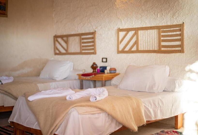 هتل Eswan Island Ecolodge