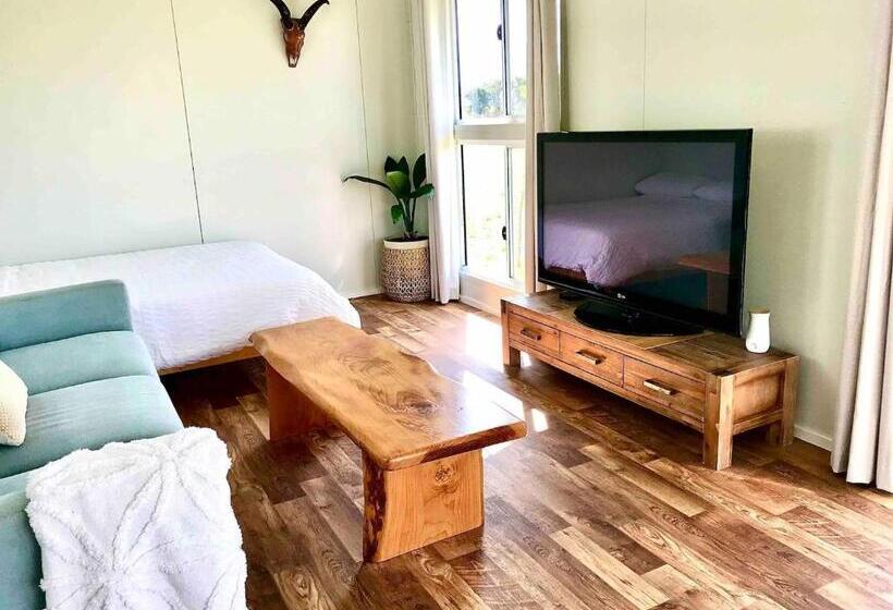 ホテル Evans Hill Cabin