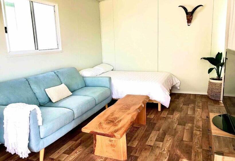 ホテル Evans Hill Cabin