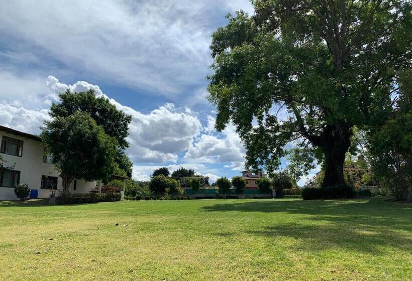 ホテル Jardín El Tlapeue