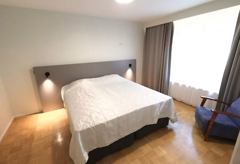 هتل Li Heimari