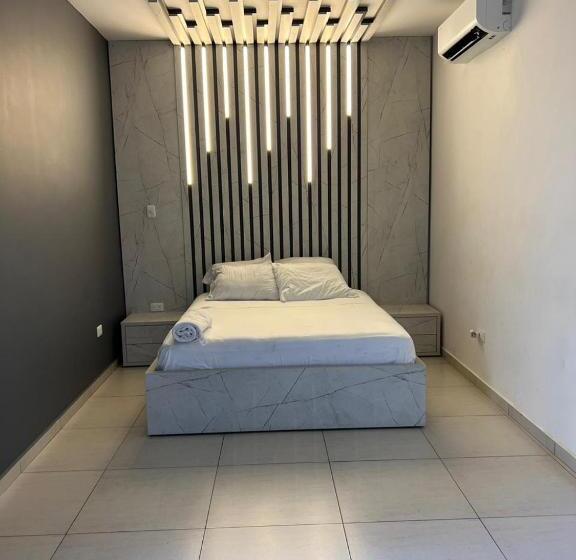 هتل Suites Lounge La Viga