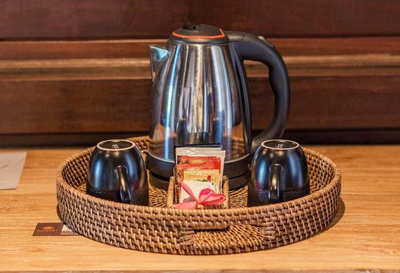 בית מלון כפרי Maujis Inn