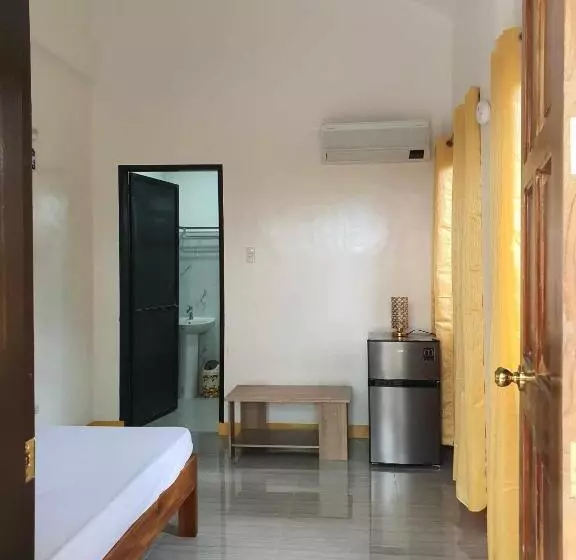 ペンション Chery S Guesthouse