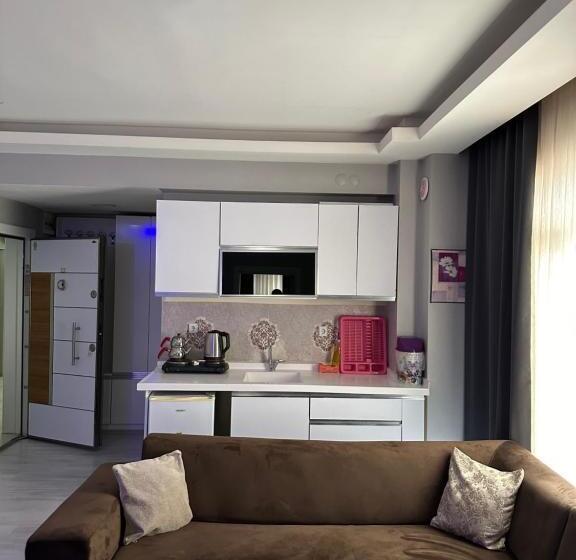 Zirve Suit Residance