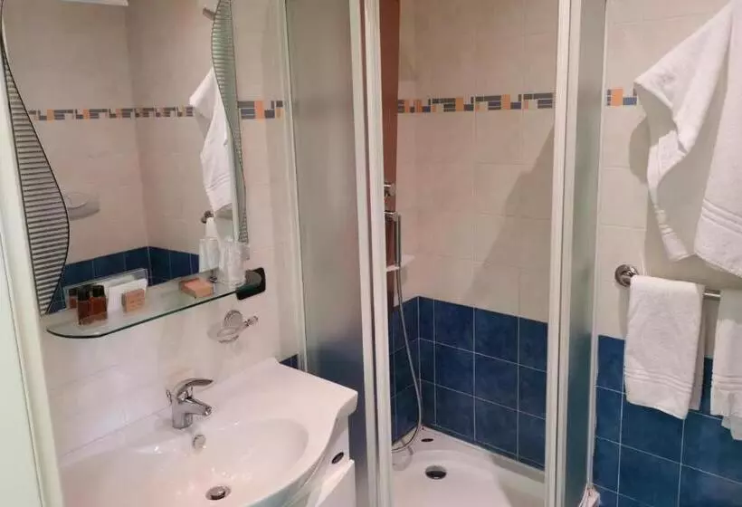 Retkeilymaja Locanda Le 4 Ciacole