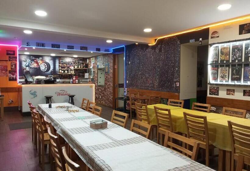 تختخواب و صبحانه Albergue Do Visconde