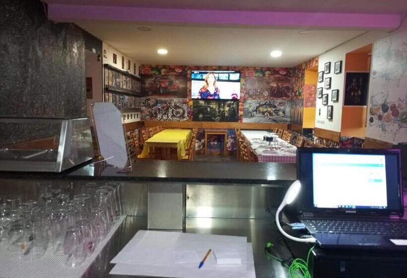 تختخواب و صبحانه Albergue Do Visconde