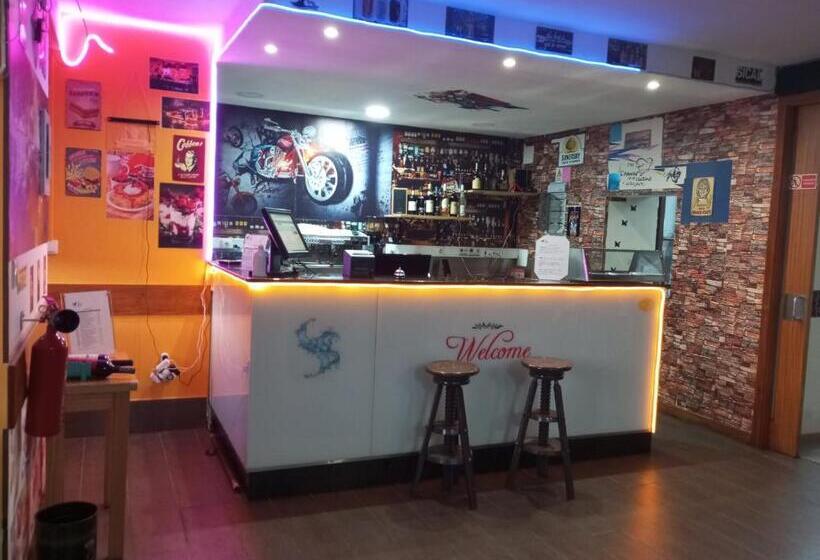 تختخواب و صبحانه Albergue Do Visconde