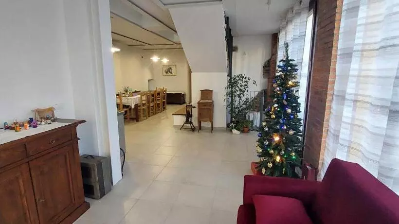 Aamiaismajoitus (B&B) Casa Lavanda