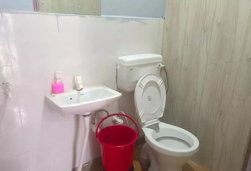 Collection O Harsh Hotel & Restaurant