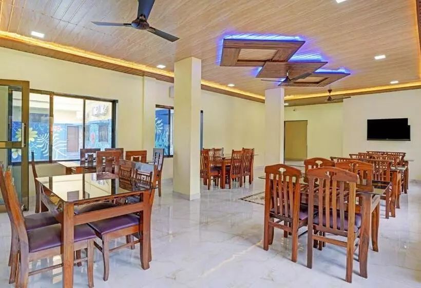 ホテル Aarav Aloha Resort