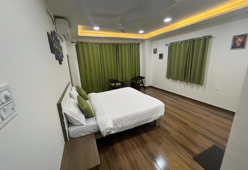 Hotel Dhanlakshmi Orchard Resort