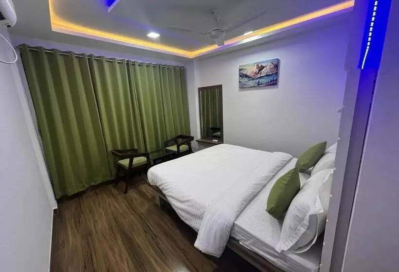 Hotelli Dhanlakshmi Orchard Resort