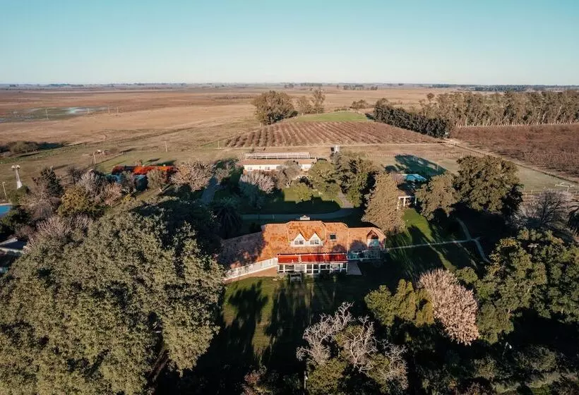 Hotelli La Santina Posada & Experiencias De Campo