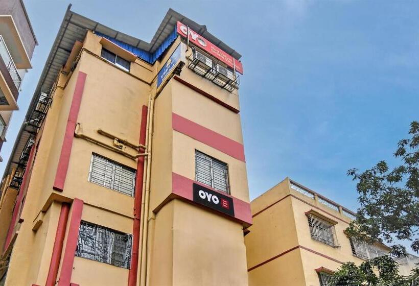 בית מלון כפרי Airport Palace