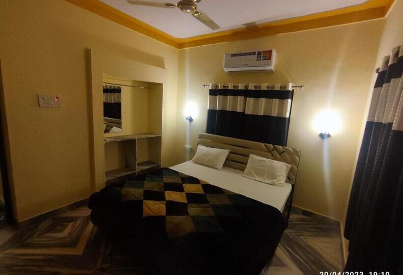 Hotell Paramount Villa