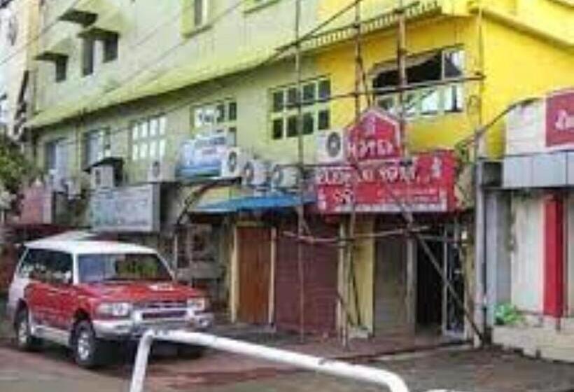 Hotel Rajdhani Roxy,bhubaneswar