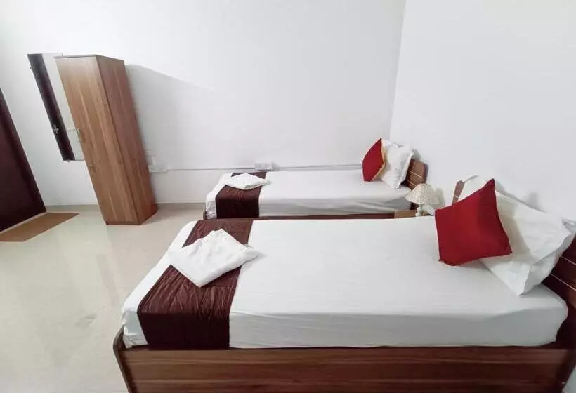 ホテル Ramya Residency Porur