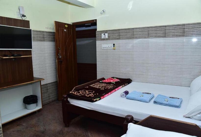 Hotel Sri Manjunatha Comforts