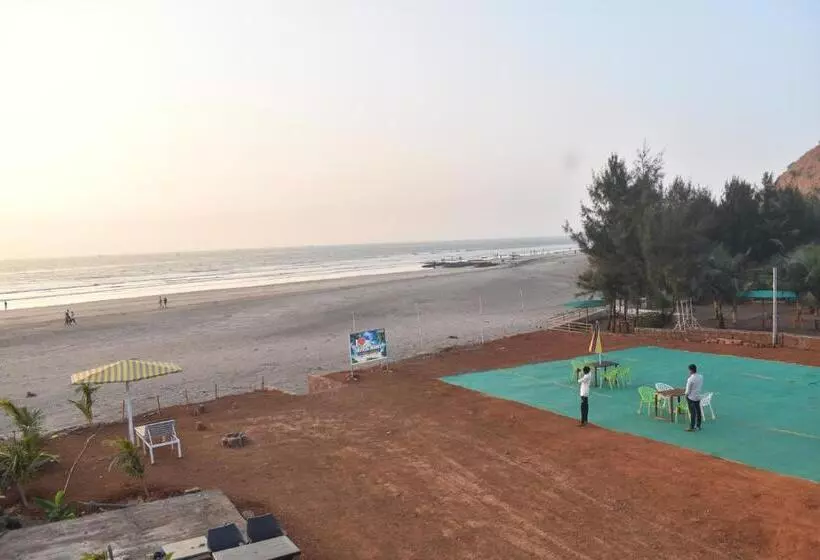 Hotelli Sea Luxe Beach Resort