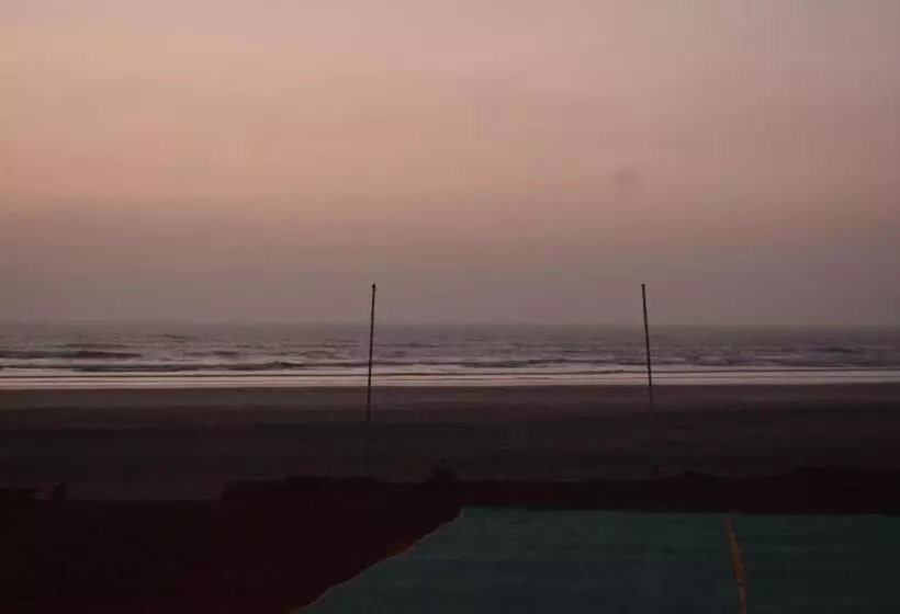 Hotelli Sea Luxe Beach Resort