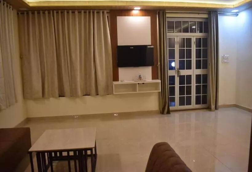 Hotelli Sea Luxe Beach Resort