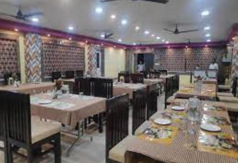 Super Hotel O Maa Bhubaneswari