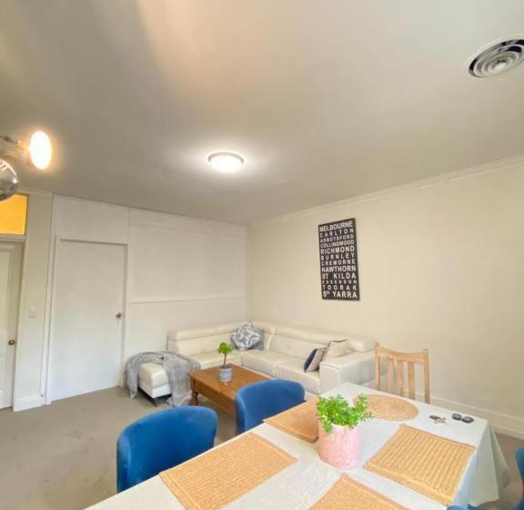 Пансион Fitzroy @grand Dame Kerr. Luxurious Guests Home