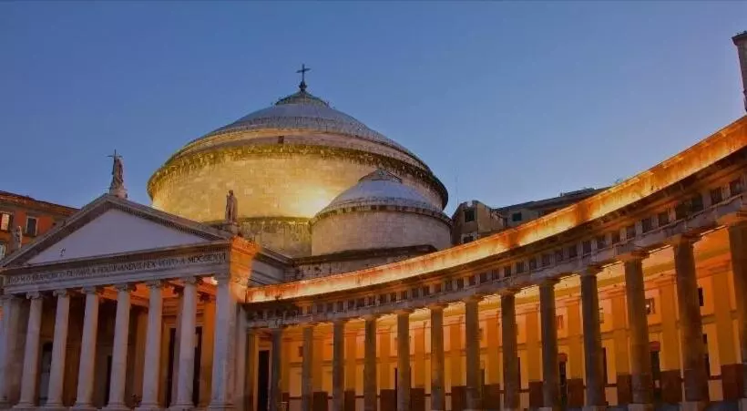 پانسیون Il Salotto Di Chiaia
