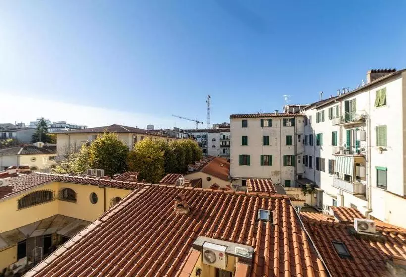 پانسیون Leovinci Rooms