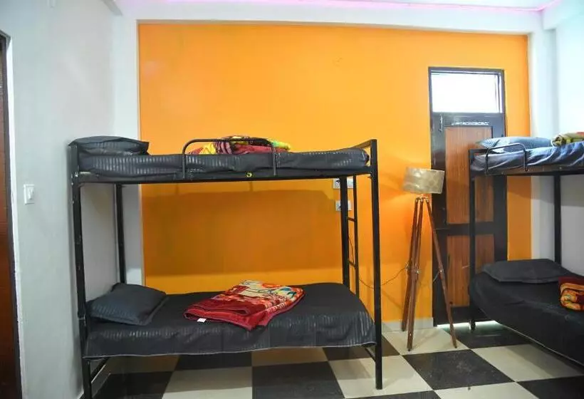 ユースホステル Himtrek Stays, Kasol